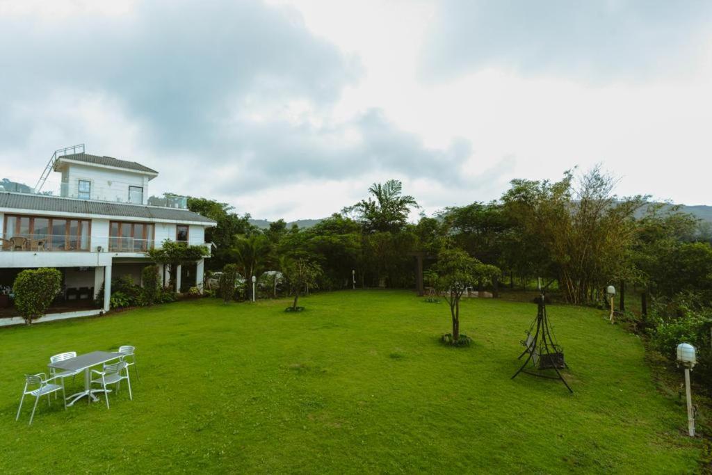 Pawna By Hangout Villas Lonavala Bagian luar foto