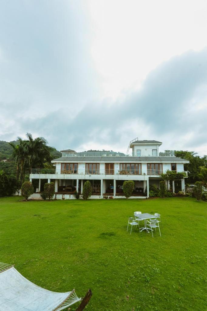 Pawna By Hangout Villas Lonavala Bagian luar foto